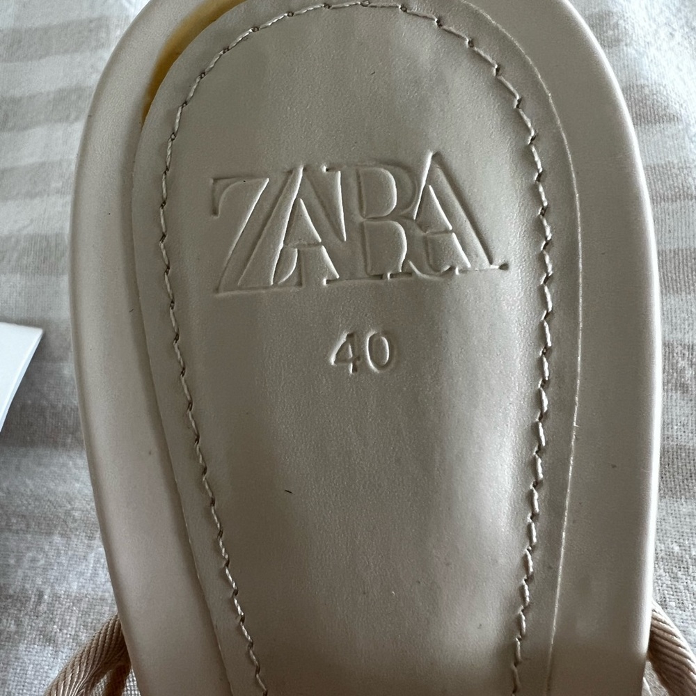 ZARA Rhinestone heal - Picture 5 of 8
